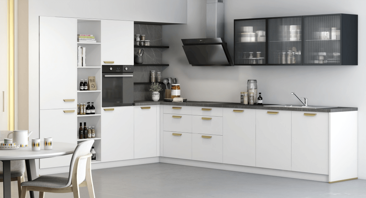 Weiße L-Küche mit Arbeitsplatte aus dunklem Stein